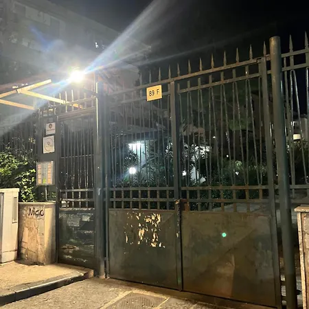 Luxury Adele شقة *